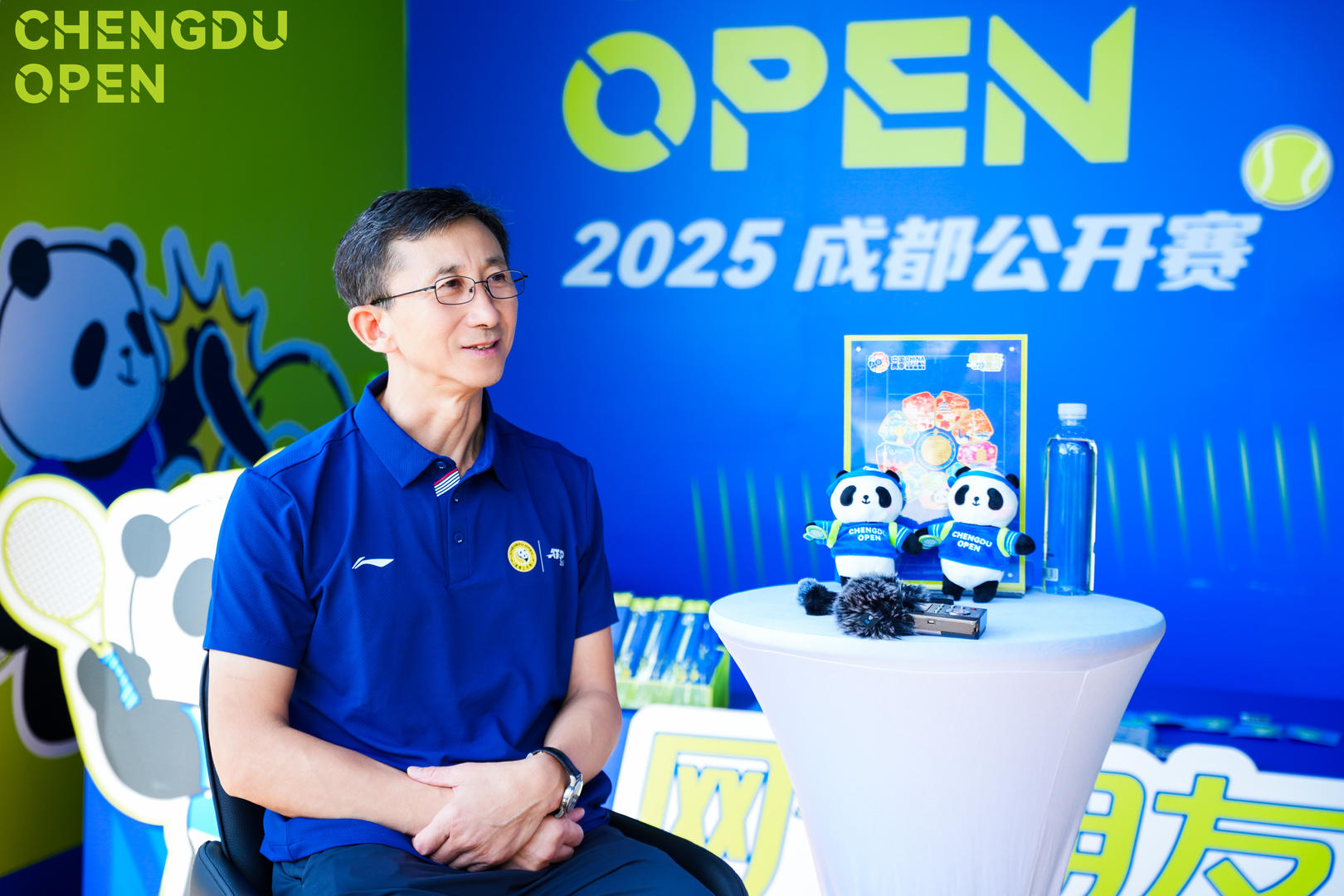 羽毛球等多, 地区的布局, 手齐聚成都